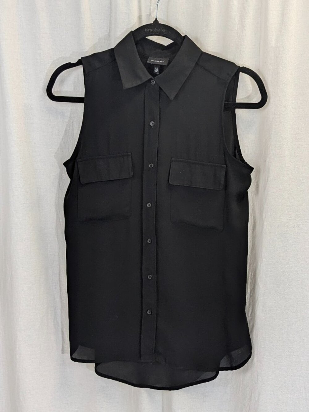 Who What Wear Sleeveless Sheer Black Button Down Blouse Size XS
